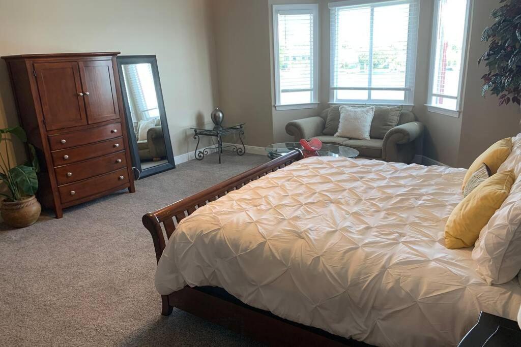 Luxury And Spacious Waterside Getaway Clearwater Beach Extérieur photo